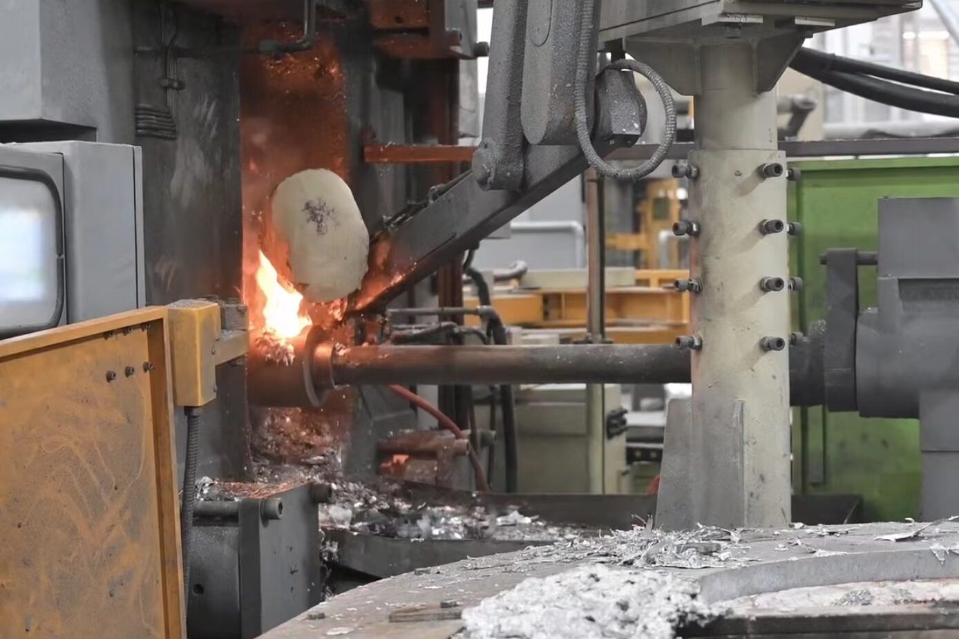 molten metal injection