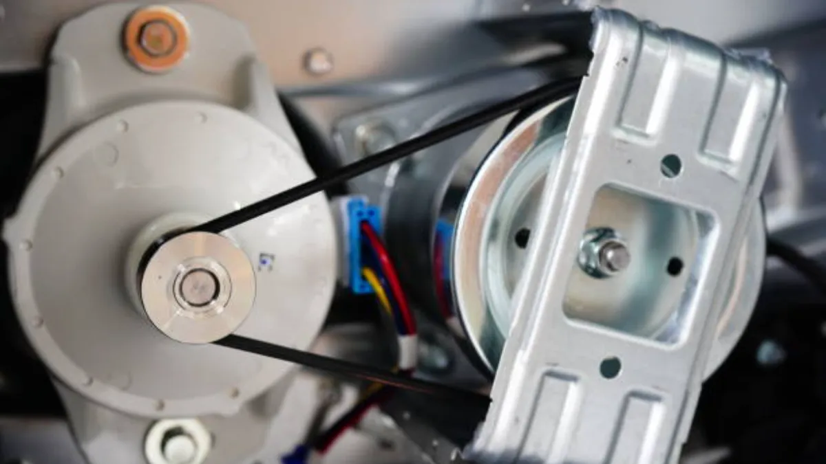 Electric motor housing cast in high conductivity aluminum alloy